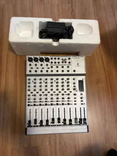 Mixer Eurorack Mx1604A