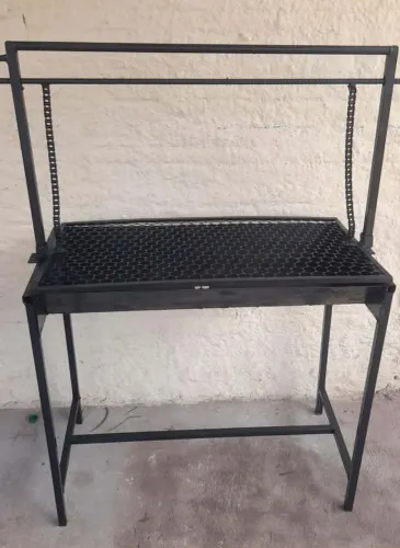PROMOÇÃO CHURRASQUEIRA NOVA MEDINDO 80X41