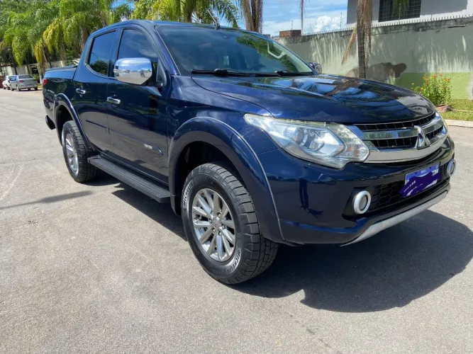 Mitsubishi L200 Triton Sport HPE-S 2.4 CD Dies. AUT 2019