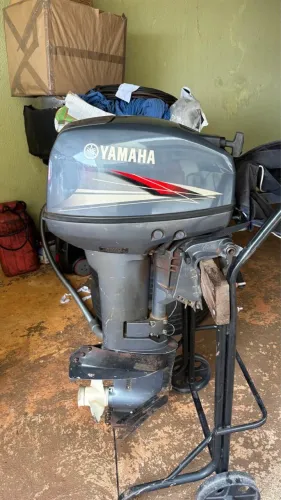 Motor de Popa Yamaha 15 HP