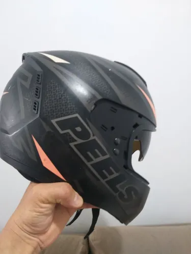 Barbada capacete PEELS ICON FAST com óculos sem viseira só R$ 80