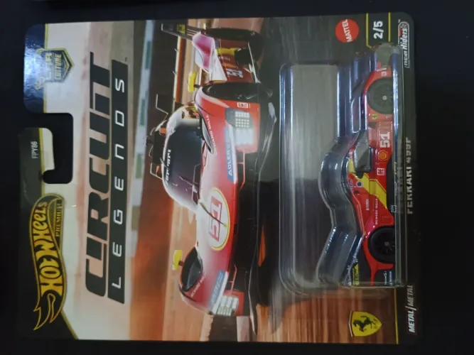 Hot Wheels, Match Box e Bburago. Vendo separado.