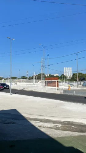 Guaratiba-8 lojas duplex -Pingo dágua-Frente Brt-Juntas ou separadas