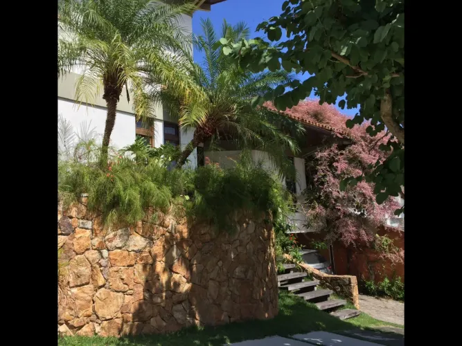 CASA EM CONDOMINIO SUPER SEGURO àrea lazer completa p reserva florestal