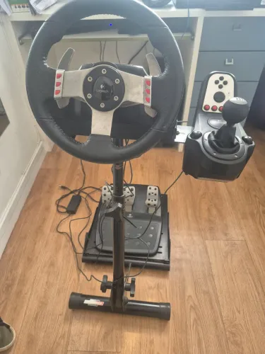Volante logitec + cockpit. Promoção para vender logo!!!