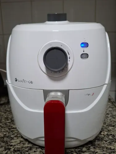 AirFryer Cadence Perfect 3.6L para conserto ou retirada de peças. Funcionando.