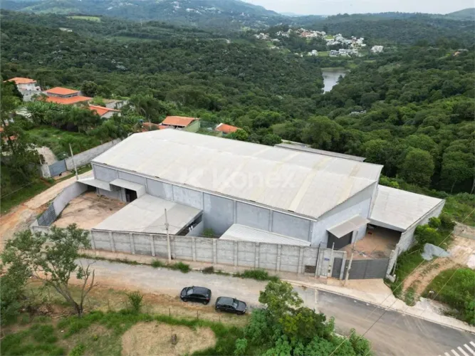 Galpão à venda ou para alugar com 1750 m² em Vila Machado, Mairiporã!!!
