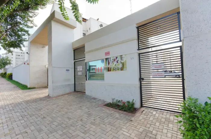 Apartamento duplex dois quartos sendo uma suíte á venda na região central de Londrina/ Res