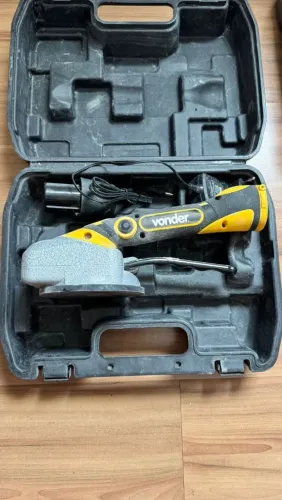 Máquina pra assentar piso