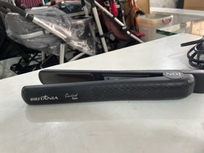 Chapinha/Prancha Control Íon Britânia