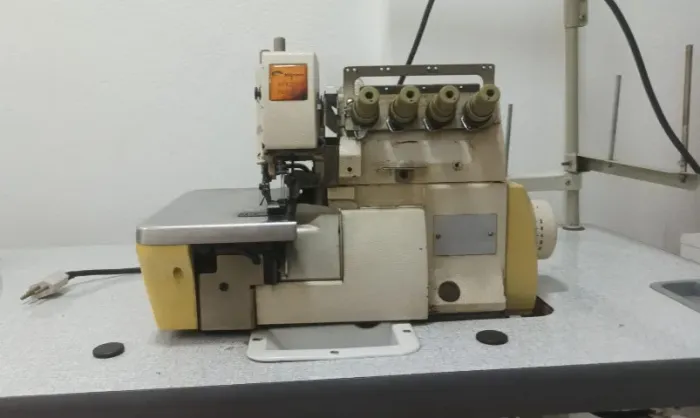 Máquina de costura