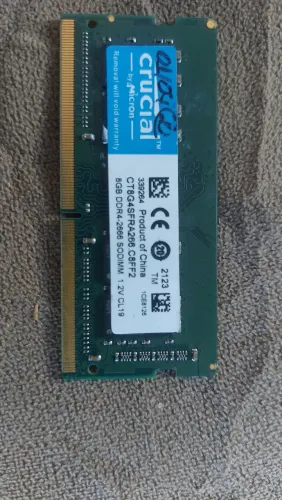Memoria RAM DDR4 8X2 - 16GB