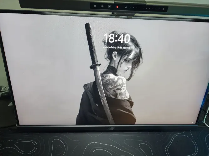 ASUS ROG STRIX 180HZ QHD 27PL