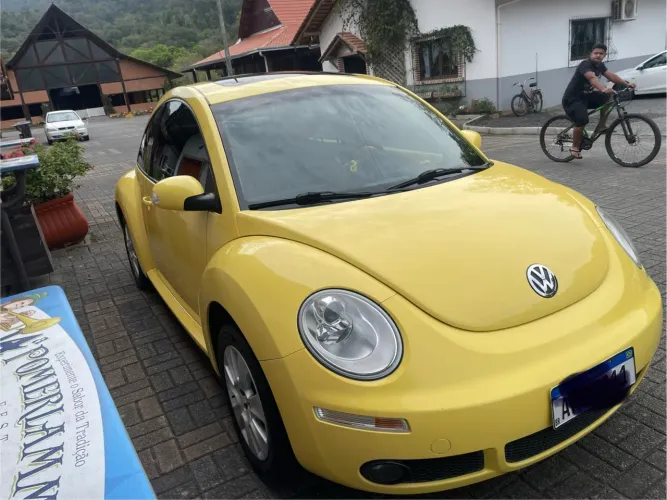 Volkswagen New Beetle 2.0 MI Mec./aut. 2009
