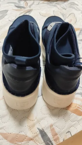 Tênis UGG La Flex Original - Tam. 40 (US 9)