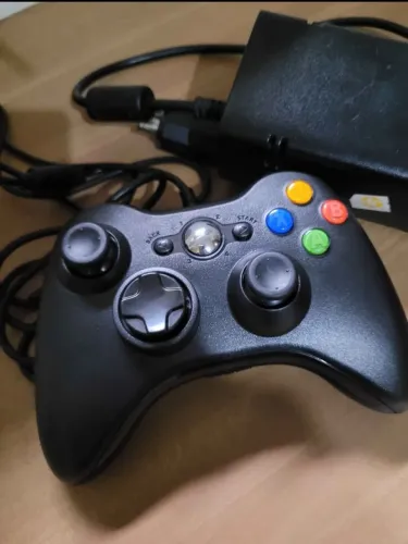 Xbox 360 + HD COM JOGOS