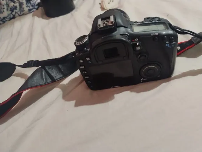 Canon Eos 7 D