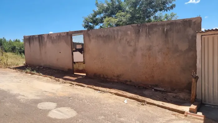 INVISTA NO SEU FUTURO: Terreno Perfeito para Seu Projeto dos Sonhos!