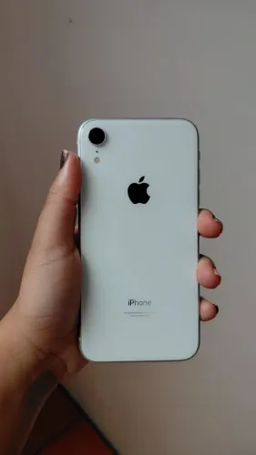 IPhone XR usado