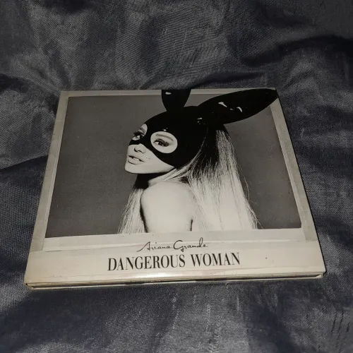 Cd Ariana grande - dangerous woman