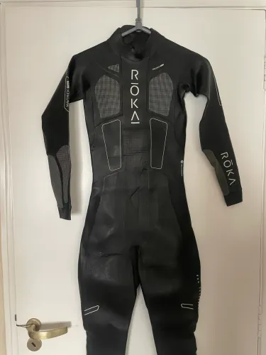 roupa de borracha Roka Maverick 3 feminina tamanho P/S