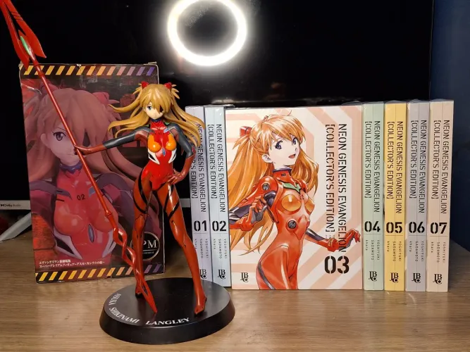 Coleção Evangelion - Mangás e Figure