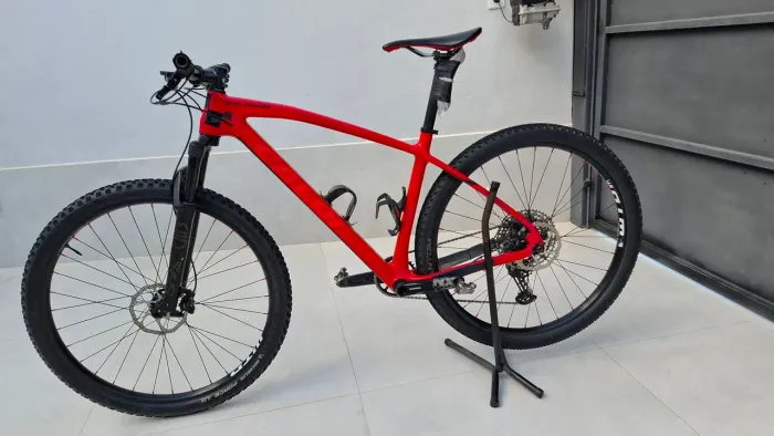 Bicicleta Caloi Elite Carbono tam 19
