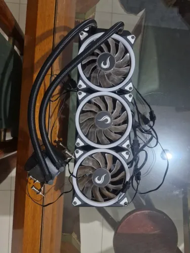 Water Cooler 360mm Semi Novo - Excelente Estado