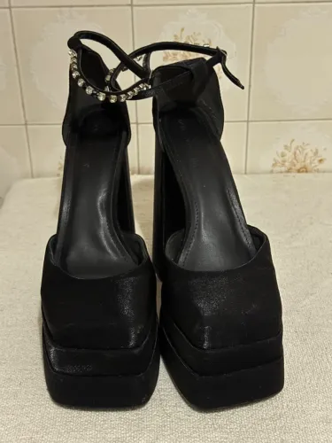 Sandália Meia Pata Com Strass
