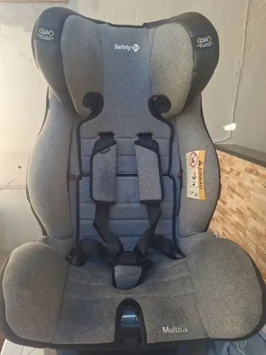 Cadeira Automotiva 0 a 36 kg com Redutor - Excelente Estado