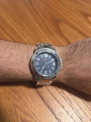 Relógio Masculino Tommy Hilfiger Prateado - Mostrador Azul Marinho
