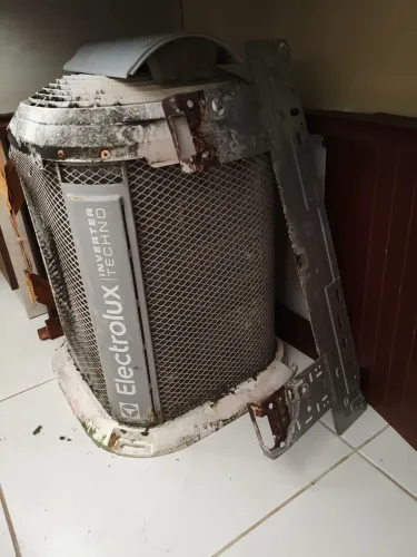 Condensadora Electrolux Inverter 9000 Btus