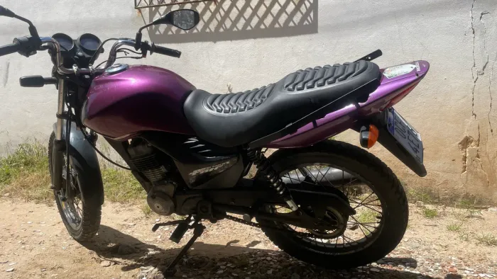CG 125 com partida elétrica