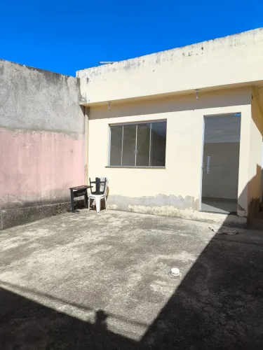 Imóvel para venda tem 180 metros quadrados com 3 quartos em Floresta Encantada - Esmeralda