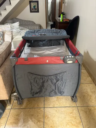 Berço portátil (camping) 