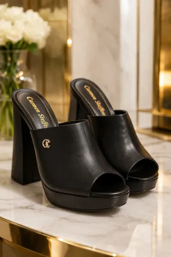 Sandália Carmen Steffens Original - Elegância e Sofisticação