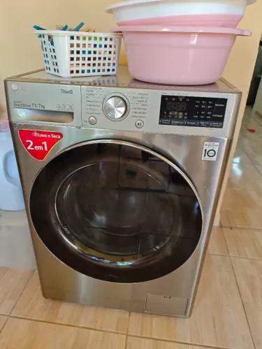 LAVA E SECA LG THINQ 11KG (LAVA) / 7KG (SECA) - SUPER CONSERVADA - OPORTUNIDADE