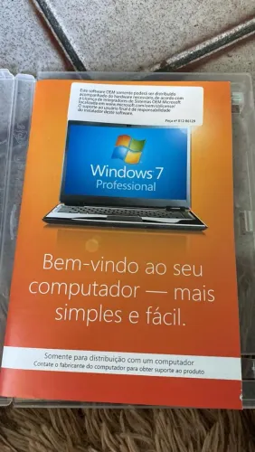 Windows 7 Profissional 64bits.