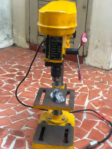 Furadeira de Bancada