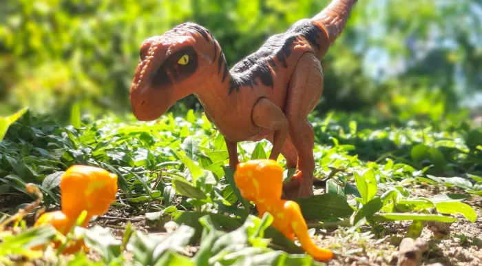 Velociraptor básico laranja mattel usado 2018