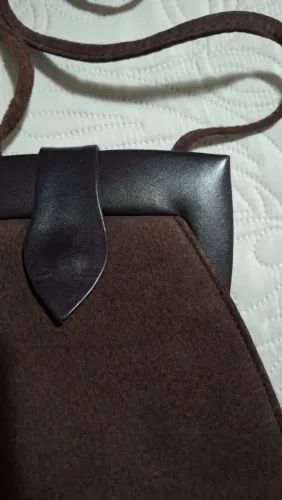 Bolsa marrom camurça