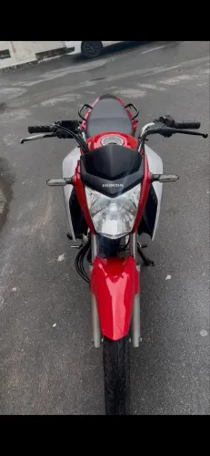 Moto fan 160 0 dor de cabeça