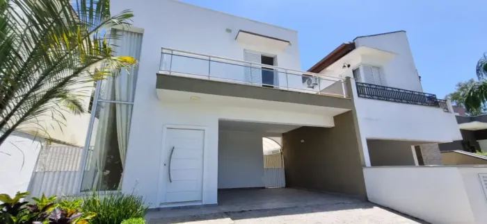 Casa à venda no Condomínio Arua Brisas em Mogi das Cruzes, SP