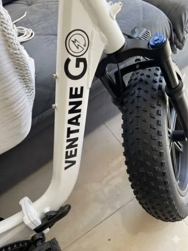 Bicicleta elétrica dobrável semi nova
