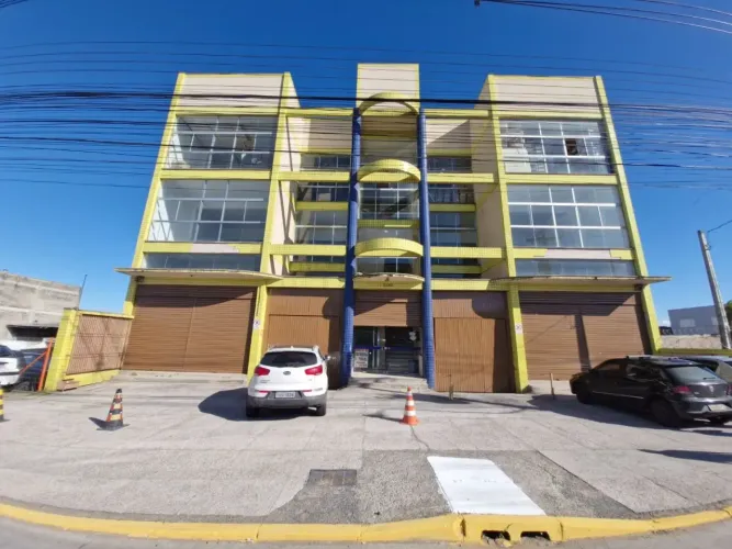 Sala Comercial para Aluguel no Bairro Parque Florido em Gravataí com 600m²