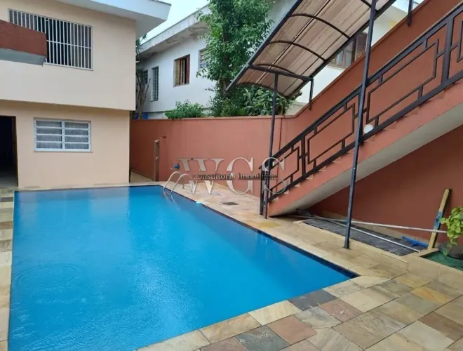 Casa Sobrado para Locação no Bolsão de Interlagos  4 Dormitórios | Piscina | 4 Vagas | 300