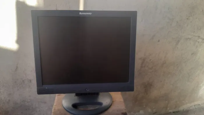 Monitor VGA usado