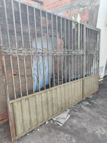 Vendo portão chapa 18