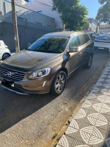 Volvo XC 60 T-5 Kinetic 2.0 245cv FWD 5P 2017