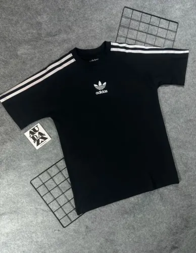 Oversized Adidas originals